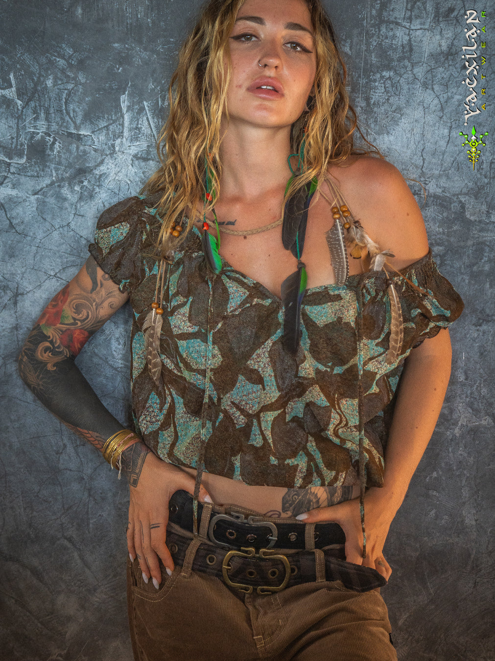 Woman Wideneck Top PIRATESSE / Uragiri - BROWN FLOWER